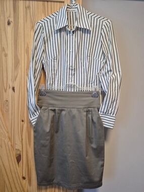 Classic Taupe Pencil Skirt Italy